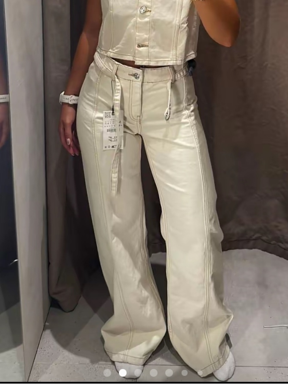 Zara Wide Leg Jeans in Cream Size 8